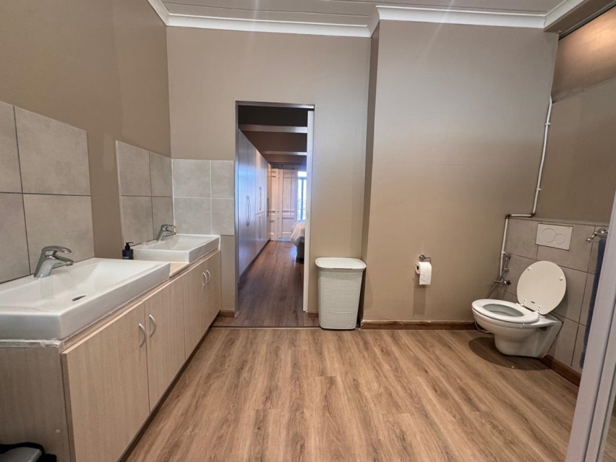 To Let 1 Bedroom Property for Rent in Strand North Western Cape